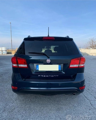 Fiat Freemont cena 35500 przebieg: 250000, rok produkcji 2014 z Wyszków małe 16